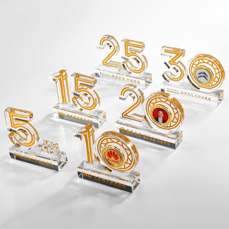 5th 10th 15th 20th 25th 30th Anniversary Crystal Coin Award