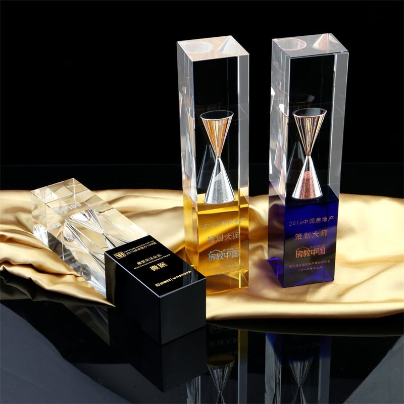 Crystal inlaid enterprise product trophy